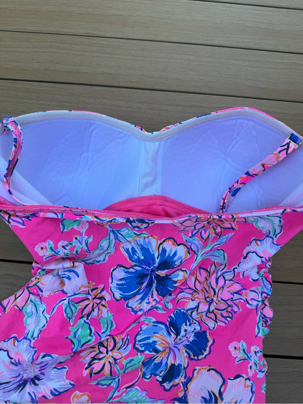 Lilly Pulitzer Flamenco One-piece swimsuit in Pink Isle Last Bud Not Least. 14 - Picture 5 of 6